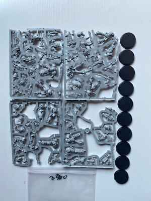 Uncolored model CHAOS SPACE MARINES UNIT WOW