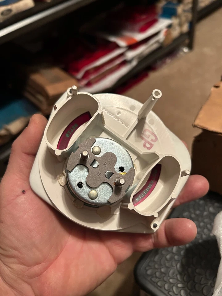 Nuevo de Lote Original Ford 1969 1970 Mercury Cougar Tablero Medidor de Combustible Gas C9Wy-9280-A STD Foto 2 de 3