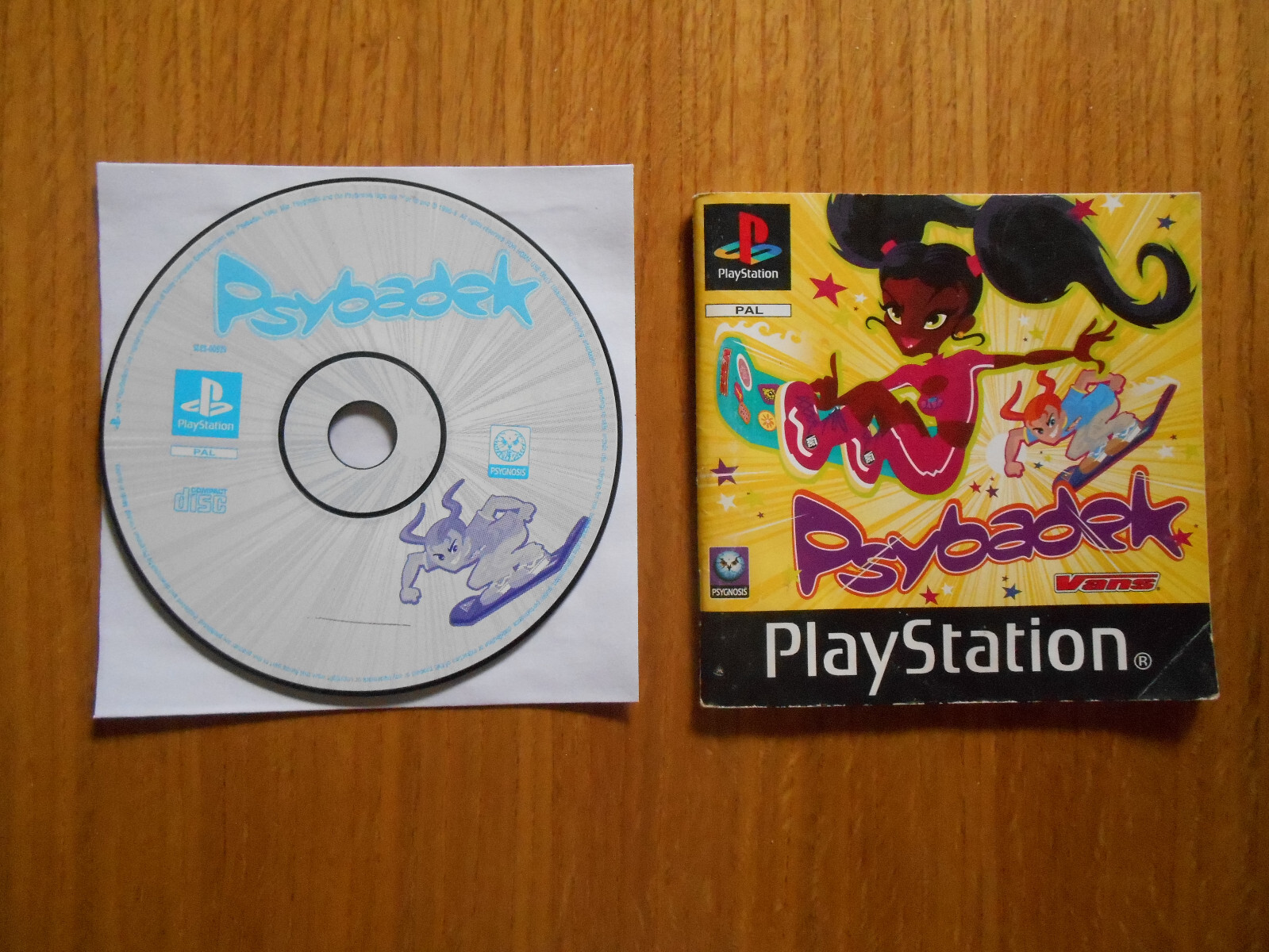 Psybadek ~~ Jeu PS1 CD + Notice + Jaquette arrière