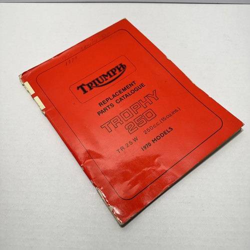 Triumph Replacement Parts Catalogue Trophy 250 TR25W 250cc 1970 Models - Picture 13 of 13