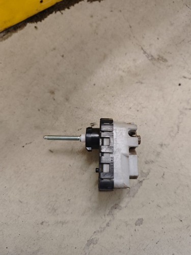 Mazda 6  Xenon Stellmotor Leuchtweitenregulierung LWR Scheinwerfer links/rechts