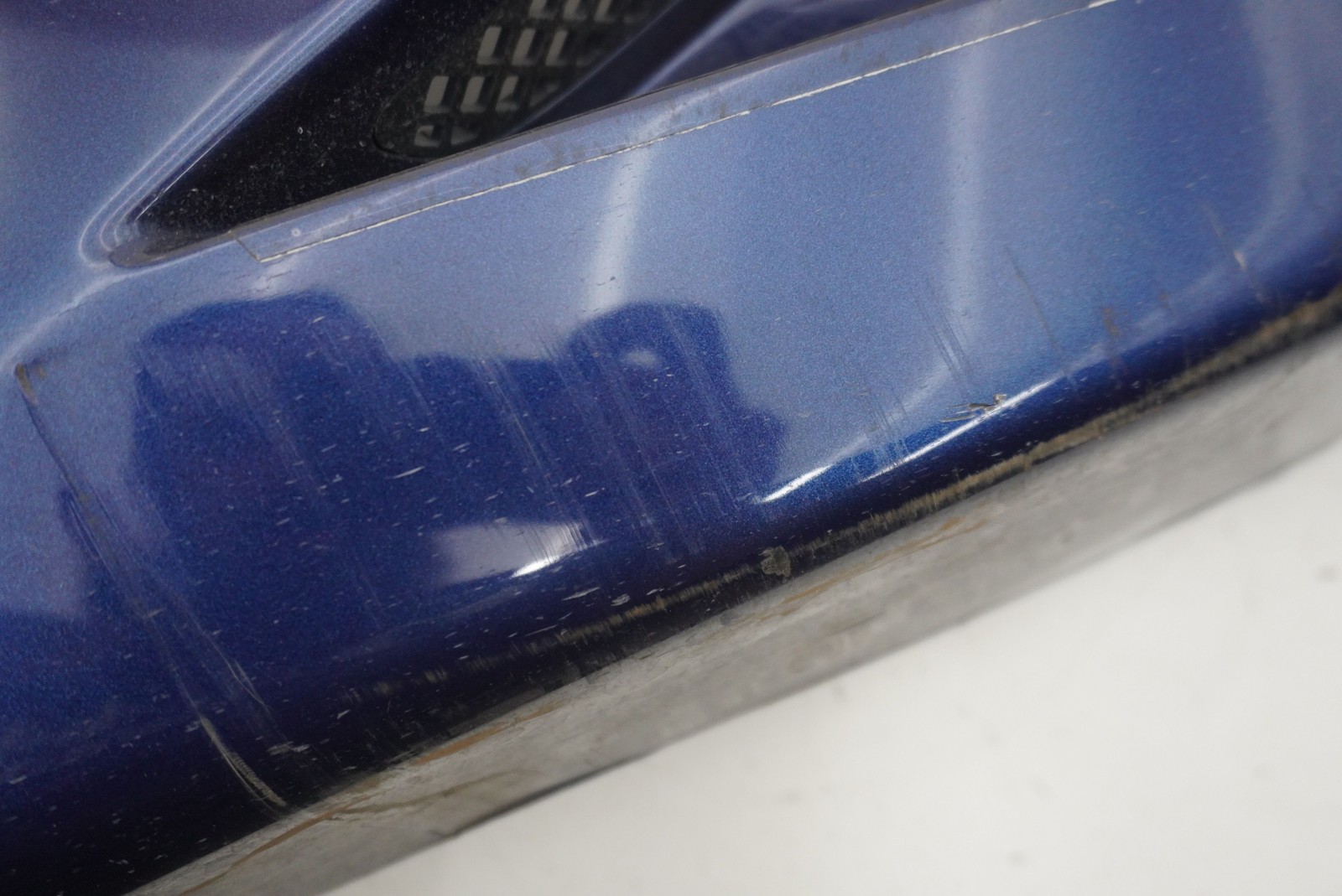 Ferrari California 2010 RIGHT Rocker molding