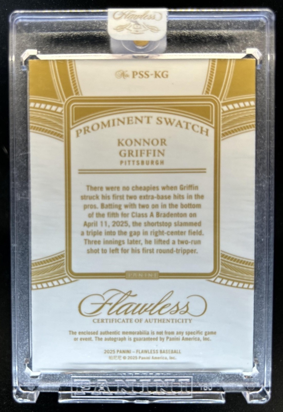 2025 Panini Flawless Konnor Griffin Prominent Swatch Signatures Emerald Auto #/5 view 2