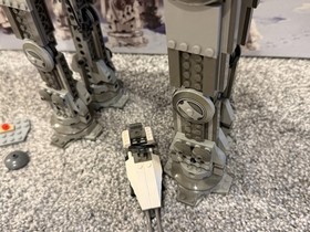 LEGO Star Wars (4483) AT-AT W/ Minifigs, Instructions & Box Excellent Condition