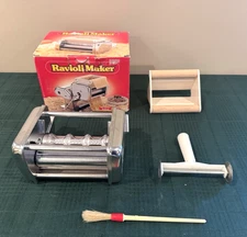 Imperia Ravioli Pasta Maker Machine. Made in Italy Stainless Steel Complete EUC