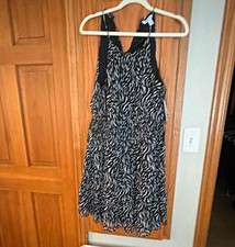 Nine West Black & White Print Sleeveless  Chiffon Ruffle Mini Dress M