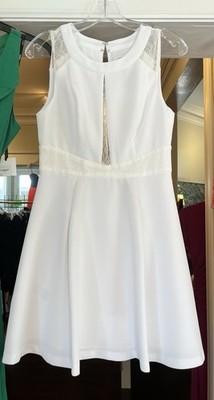bcbg graduation dresses Women's Sleeveless BCBG Graduation Dress With Keyhole Back Lace Trim Size 4