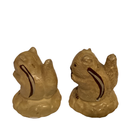 VINTAGE CHIPMUNK SALT AND PEPPER SHAKERS - Picture 5 of 11