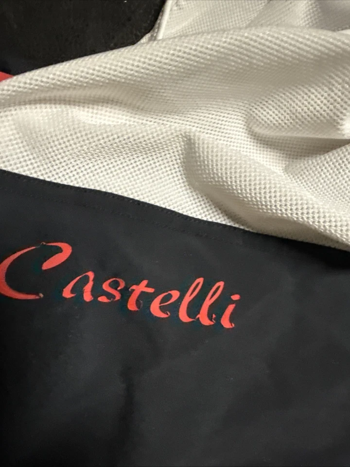 Castelli Donna 女式围兜短裤中号二手 — 第 4/4 张图片