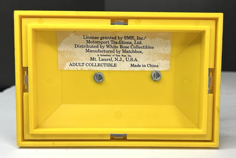 Matchbox #23 Camel- Smokin' Joe's Racing Ford Thunderbird W/ash tray matches - Image 4 of 4