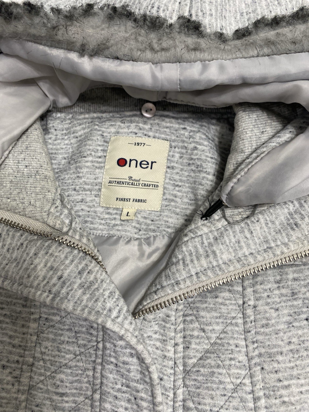 Oner Authentically Crafted Gray Quilted Hooded Co… - image 2