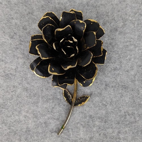 Vintage Yellow Brass Flower Pin Collectable Wear Display Brooch Black Floral - Picture 8 of 10