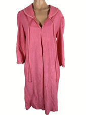 VTG 70s Vandemere Hot Pink Robe House Coat Tie Front sz M Made in USA