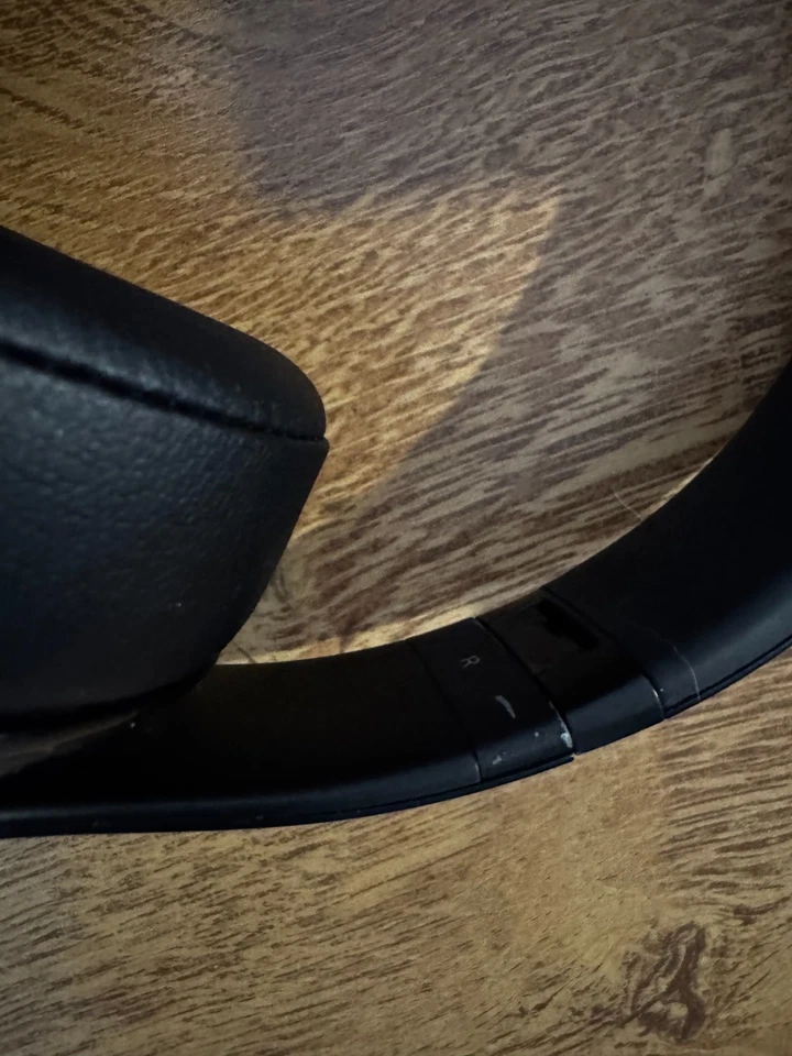 Apple Beats Studio 2 Wireless Over-Ear Kopfhörer Gebraucht - Bild 4 von 4