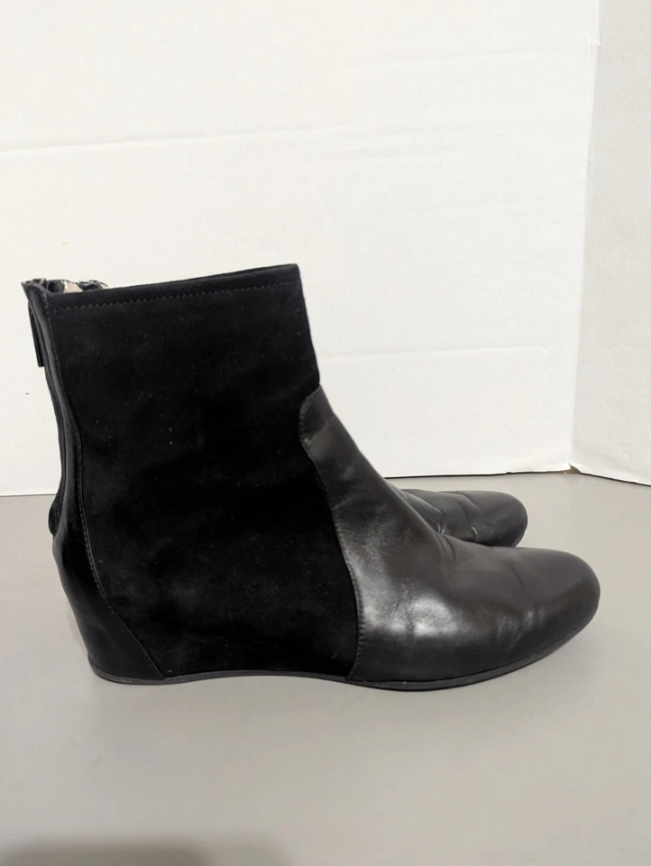 Botas al tobillo Aquatalia para mujer talla 7 cremallera trasera tacón de cuña cuero gamuza negro Foto 2 de 4