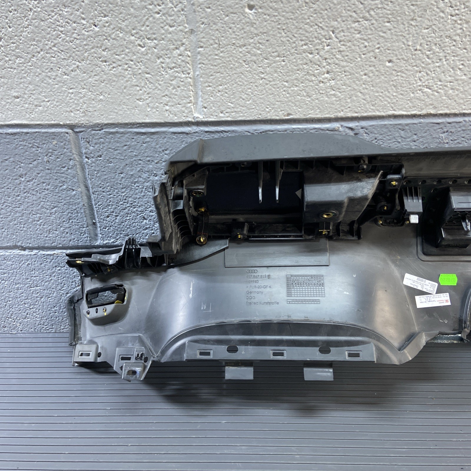 2018-2024 Audi R8 4S Spyder Inner Rear Upper Trim Panel Molding OEM *NOTE*
