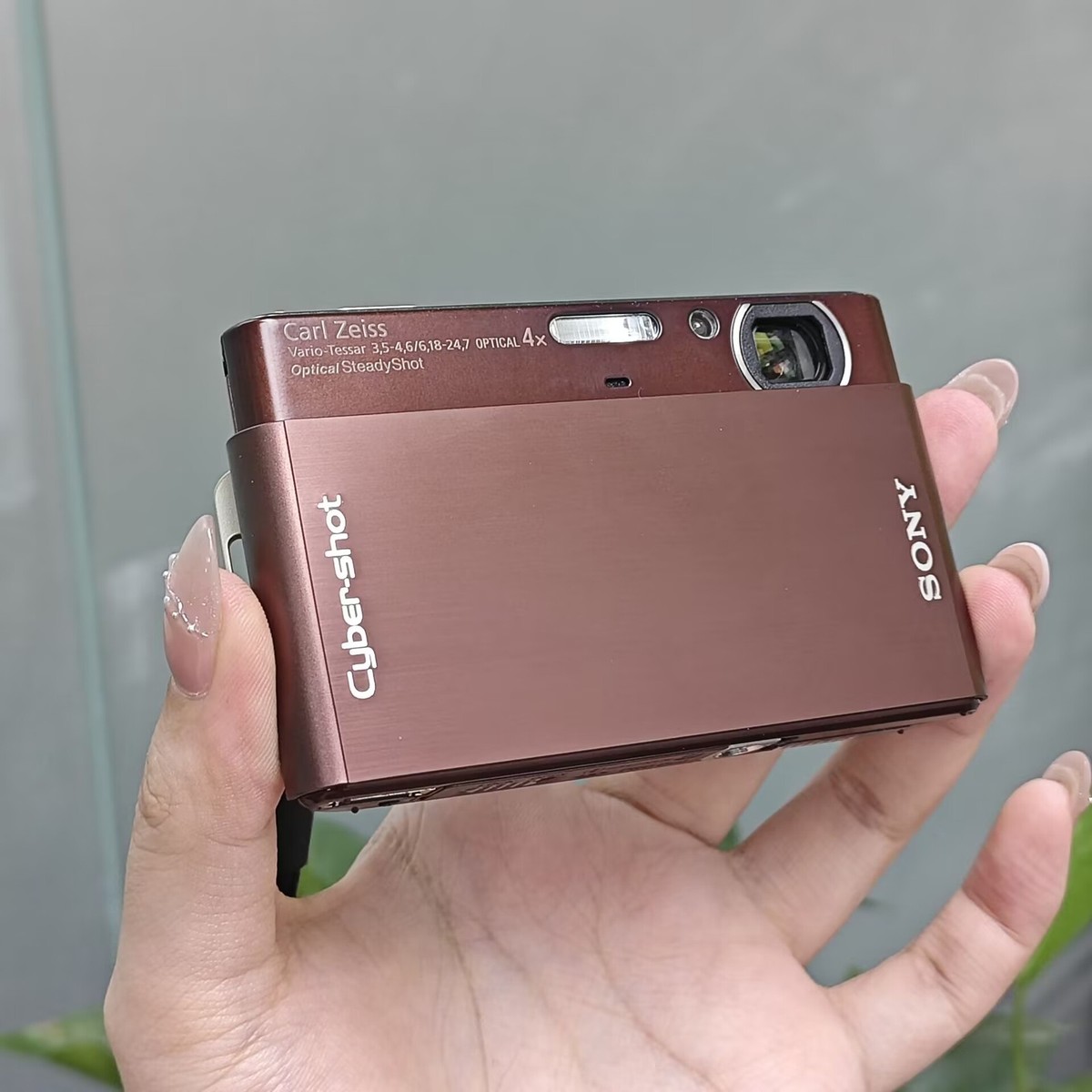 SONY DSC-T77 Cyber Shot 4.0x Optical Zoom CCD Digital Camera Brown