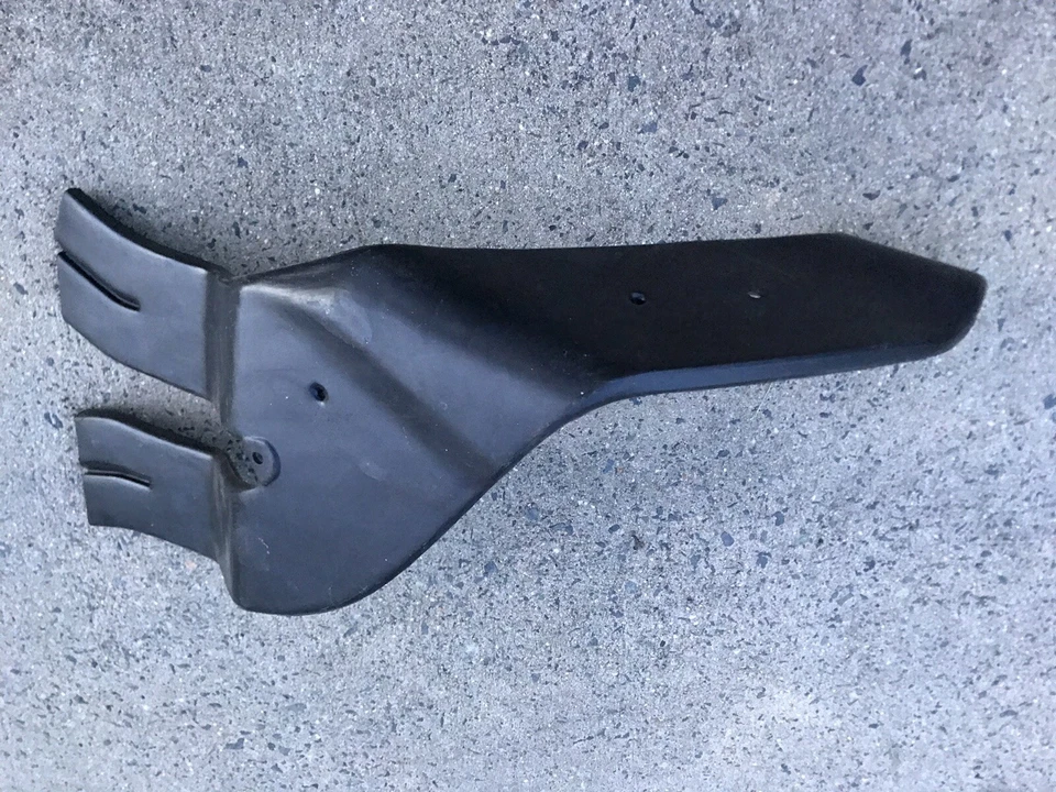 Conducto calefactor lado conductor izquierdo bmw e30 - 64 22 1 913 815 325e 325i 325ic Foto 4 de 4