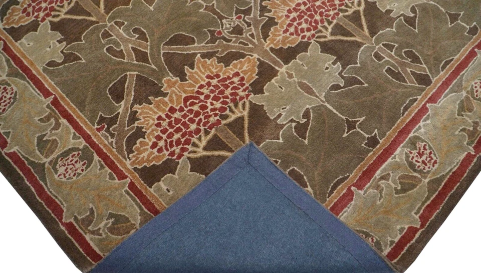 Alfombra de lana | Alfombra verde Cecil Pottery Barn acolchada a mano | Alfombra William Morris Foto 2 de 4