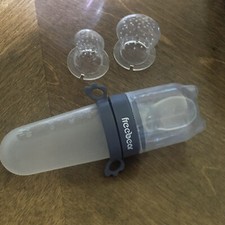 Freebear Feeding Spoon, Silicone Fresh Fruit Food or Veggies Feeder
