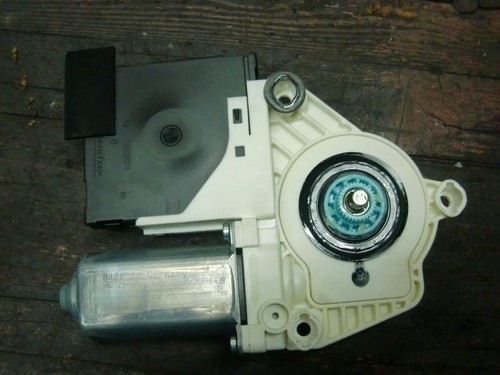 Motor für elektr. Fensterheber vorne rechts VW Passat 3C Bj09 1K0959792N