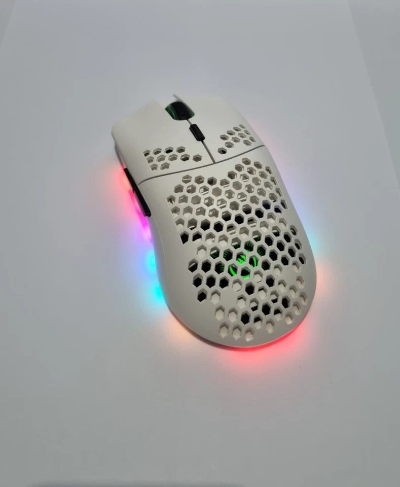 HXSJ T66 Wireless Gaming Mouse 2.4G Lightweight Honeycomb Shell RGB Mice - White - Image 4 of 4