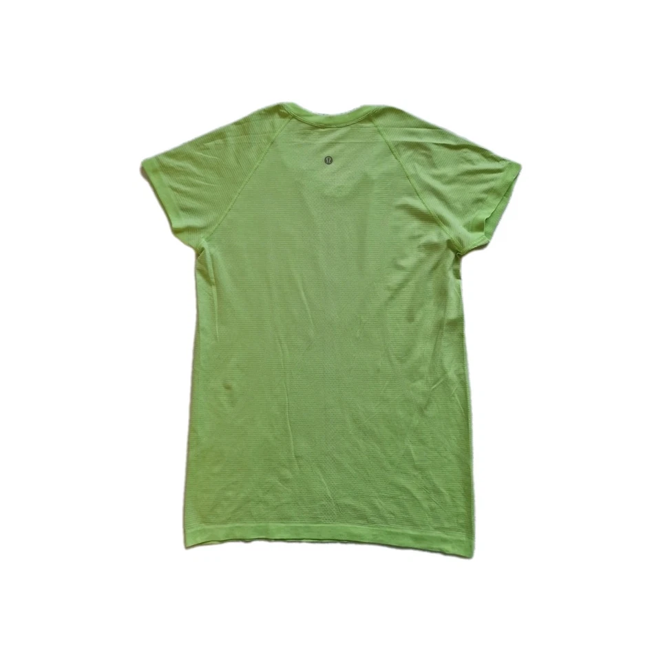 Camiseta Top Lululemon Verde Rayas Swiftly Tech Manga Corta Cuello Redondo. Reino Unido 10. Foto 4 de 4