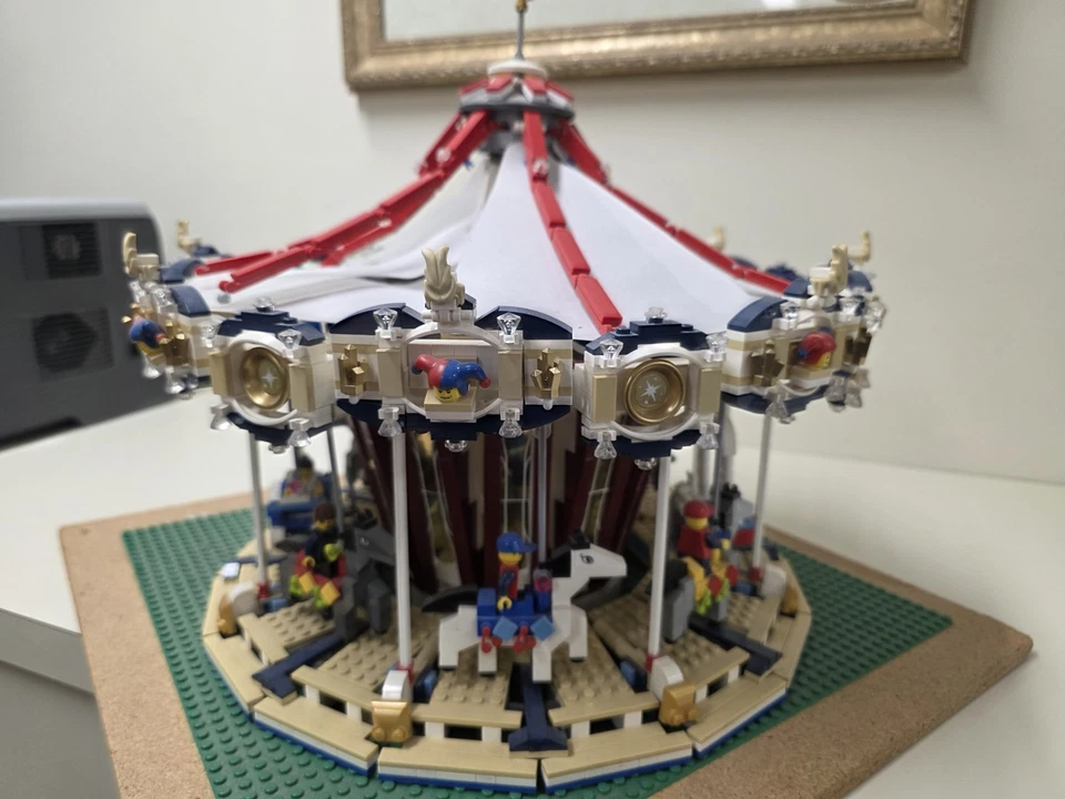 LEGO Advanced Models: Grand Carousel (10196) (Missing Pieces) Includes Manual - Image 4 of 4