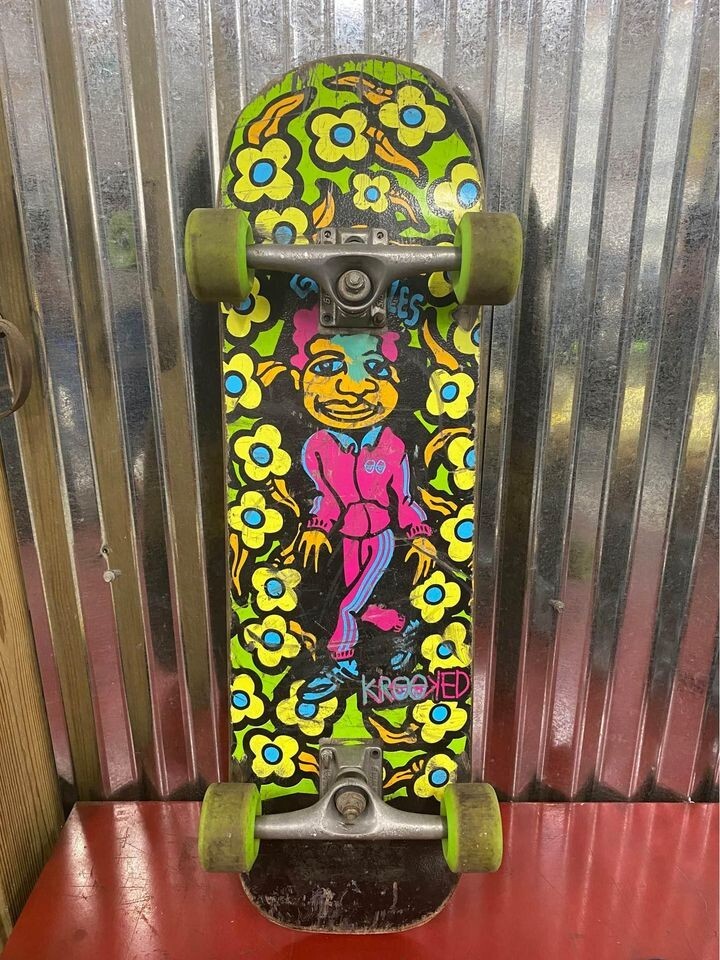 VINTAGE KROOKED MARK GONZALES SKATEBOARD! GULLWING TRUCKS! POWELL