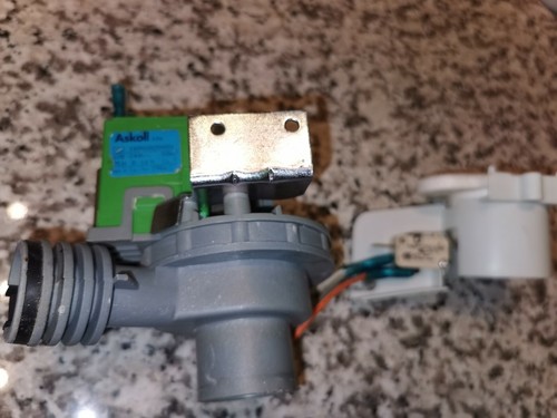 Geschirrspüler exquisit Gsp 9213A Abwasserpumpe Und Niveauschalter