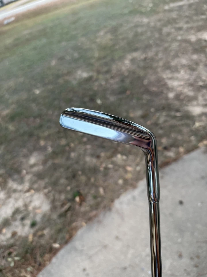 Mint“The Original” Arnold Palmer Putter Signed w/ Orginal box and Headcover - Image 3 of 4