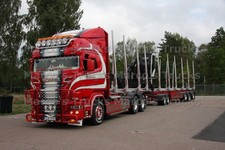 LKW Foto Scania Langholz-Transporter Schweden rot Wood Limousine ÖSTERBYM #p1hb