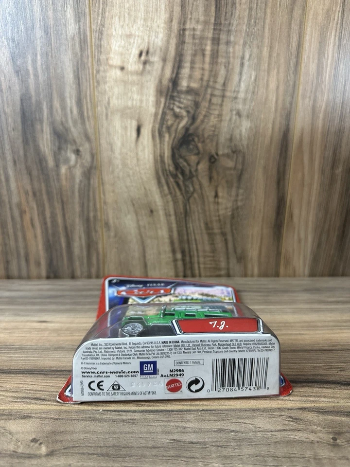 Mattel Disney Pixar Cars WORLD OF CARS T.J. Hummer Humvee TJ Boot Camp Foto 3 de 4