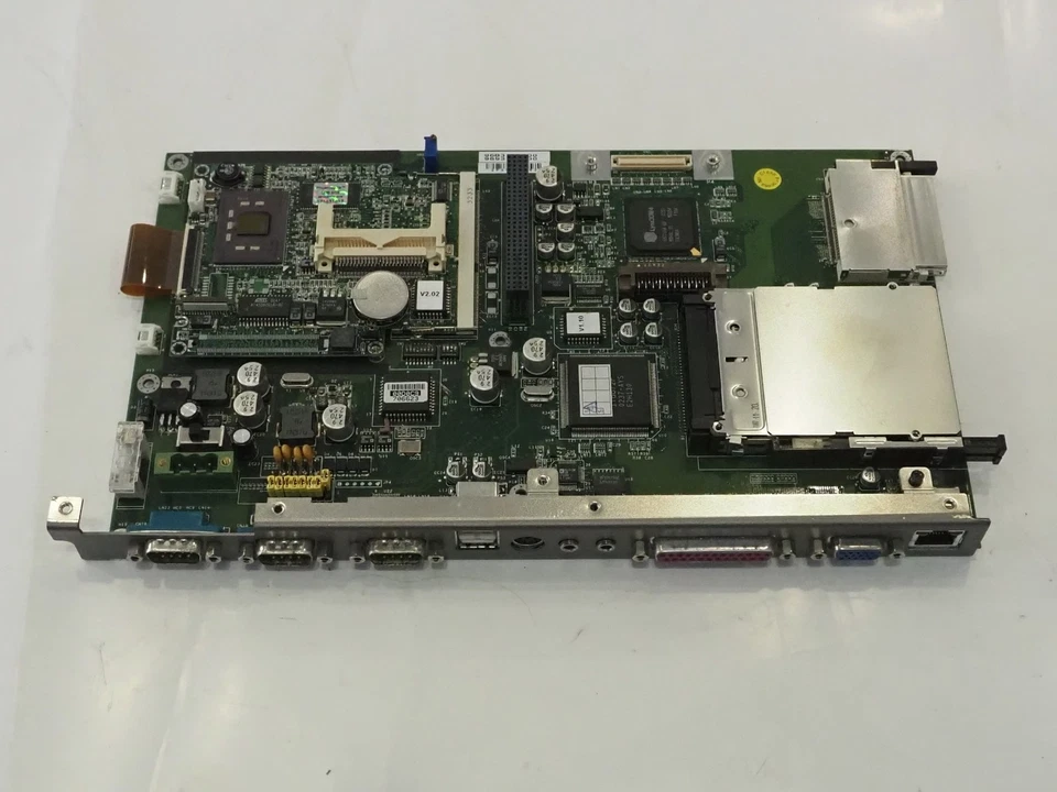 Advantech TPC-1560VTC Industrial Control Board - Bild 2 von 4