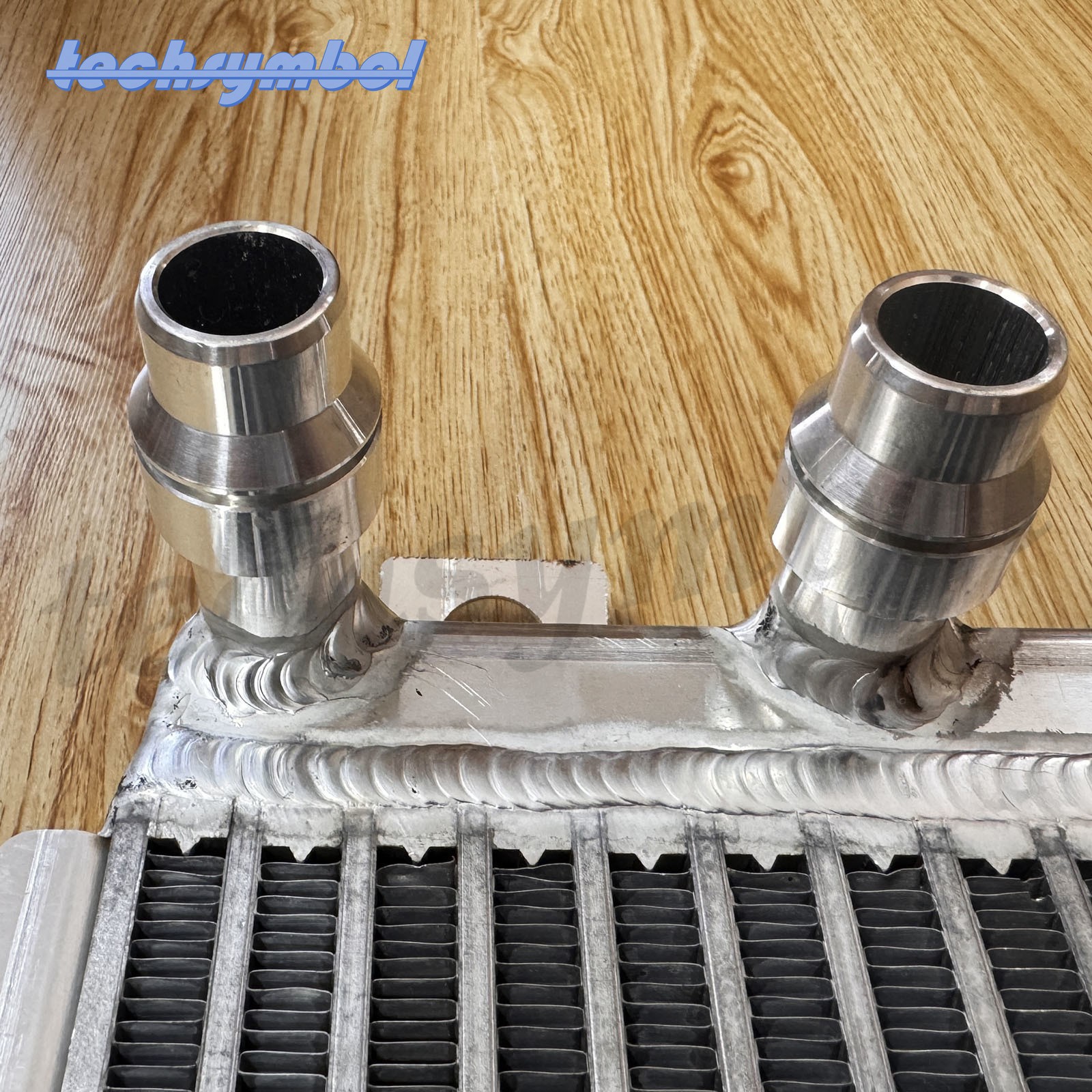 Aston Martin DB11 Left Radiator P/N HY5318D603AA