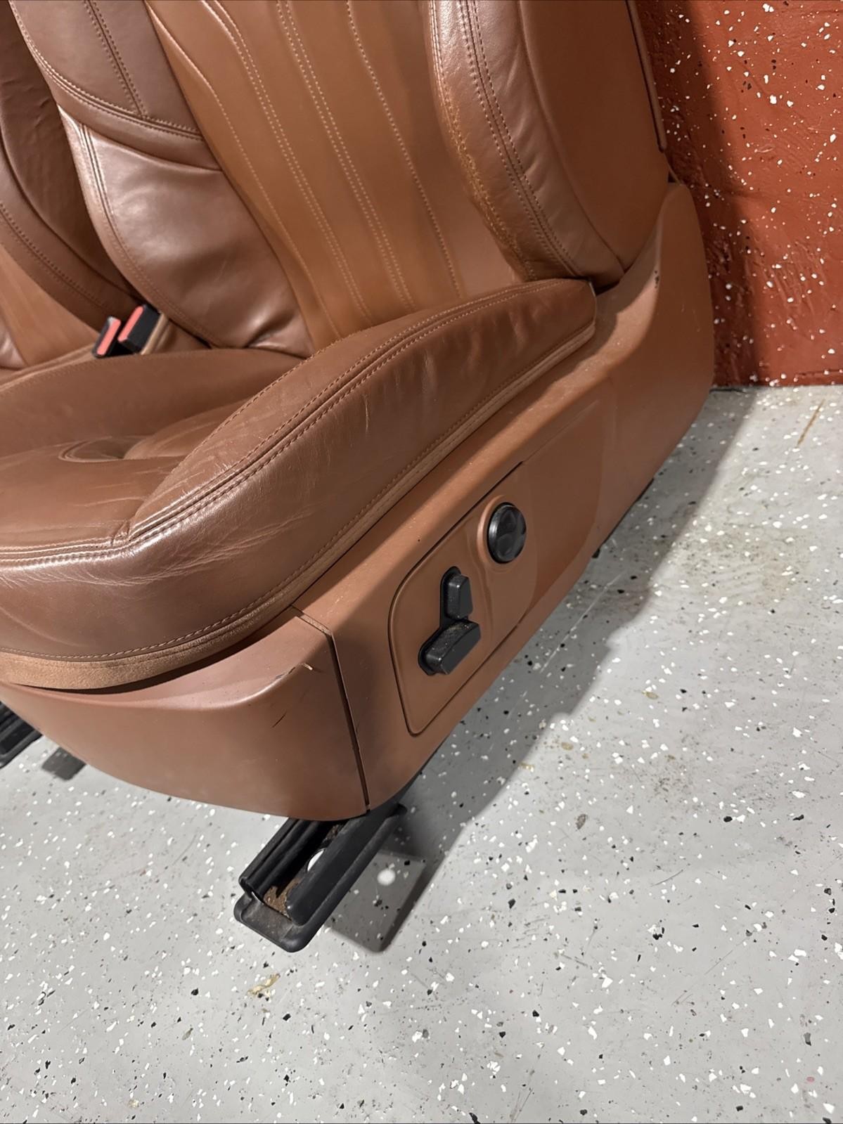 Front & Right Seat SET Maserati Quattroporte Set Of 2 2014-2020 M156