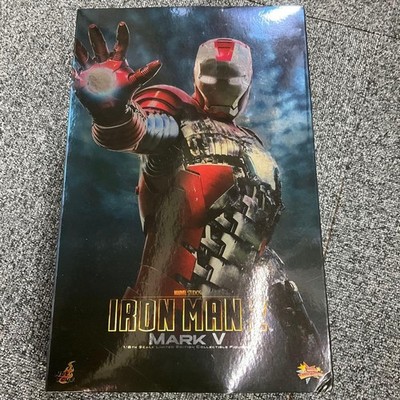 Hot Toys MMS145 1/6 Scale Action Figure Iron Man 2 Mark 5