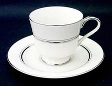 Royal Castle Brighton Cup & Saucer 548483