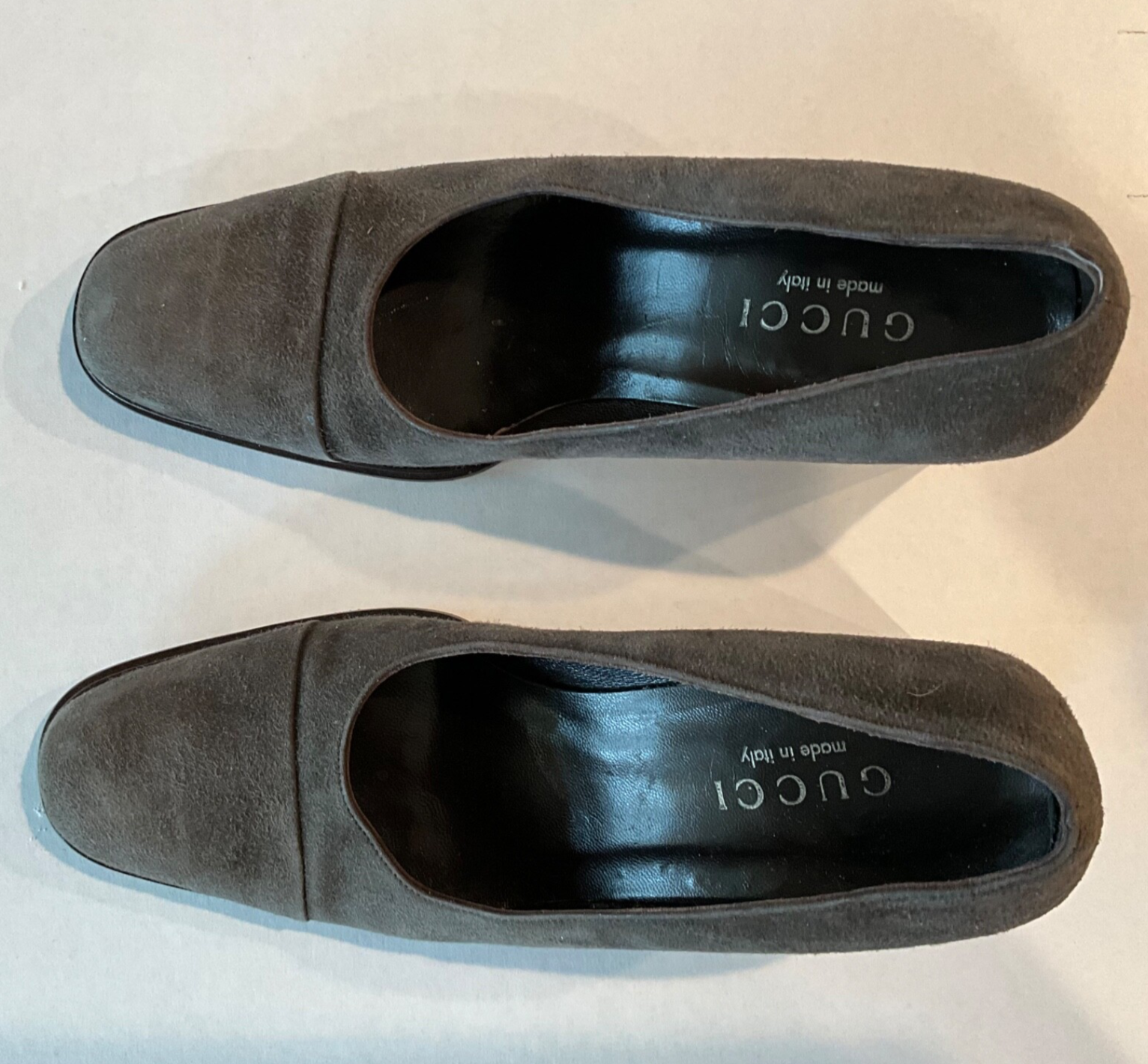 Gucci 90s brown suede block heel womens shoes size 6 vintage