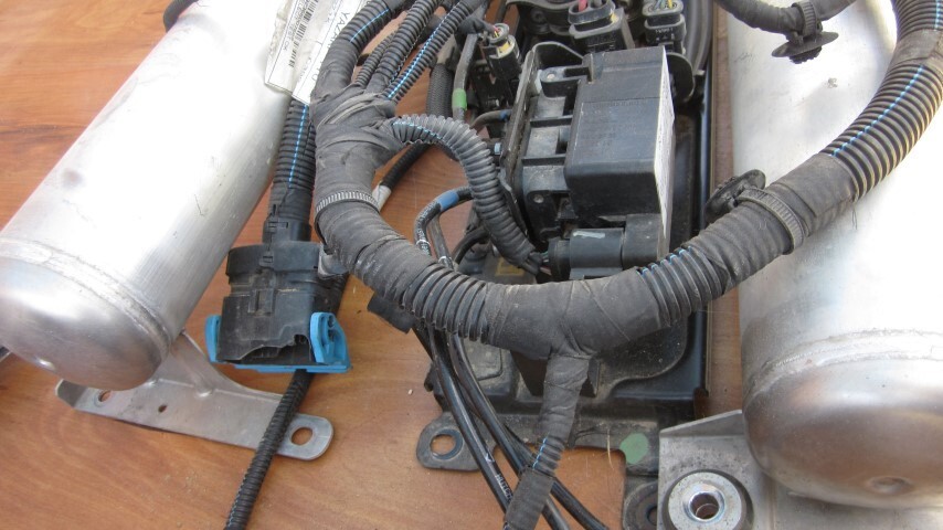 Maserati Levante AIR SUSPENSION PUMP 6700323660
