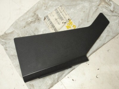 2010 Ski-Doo Summit X 800r RH Right Gas Tank Cap Cover 513033418