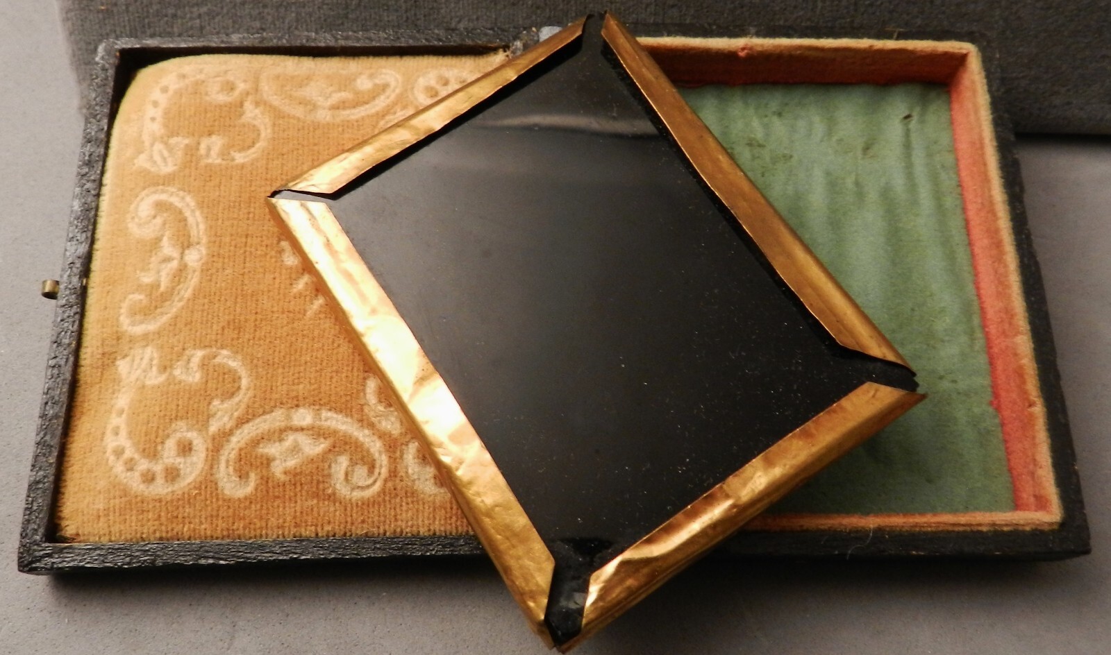 ORIG 1860's CIVIL WAR ERA RUBY AMBROTYPE MAN IN TASSELED HAT, "US