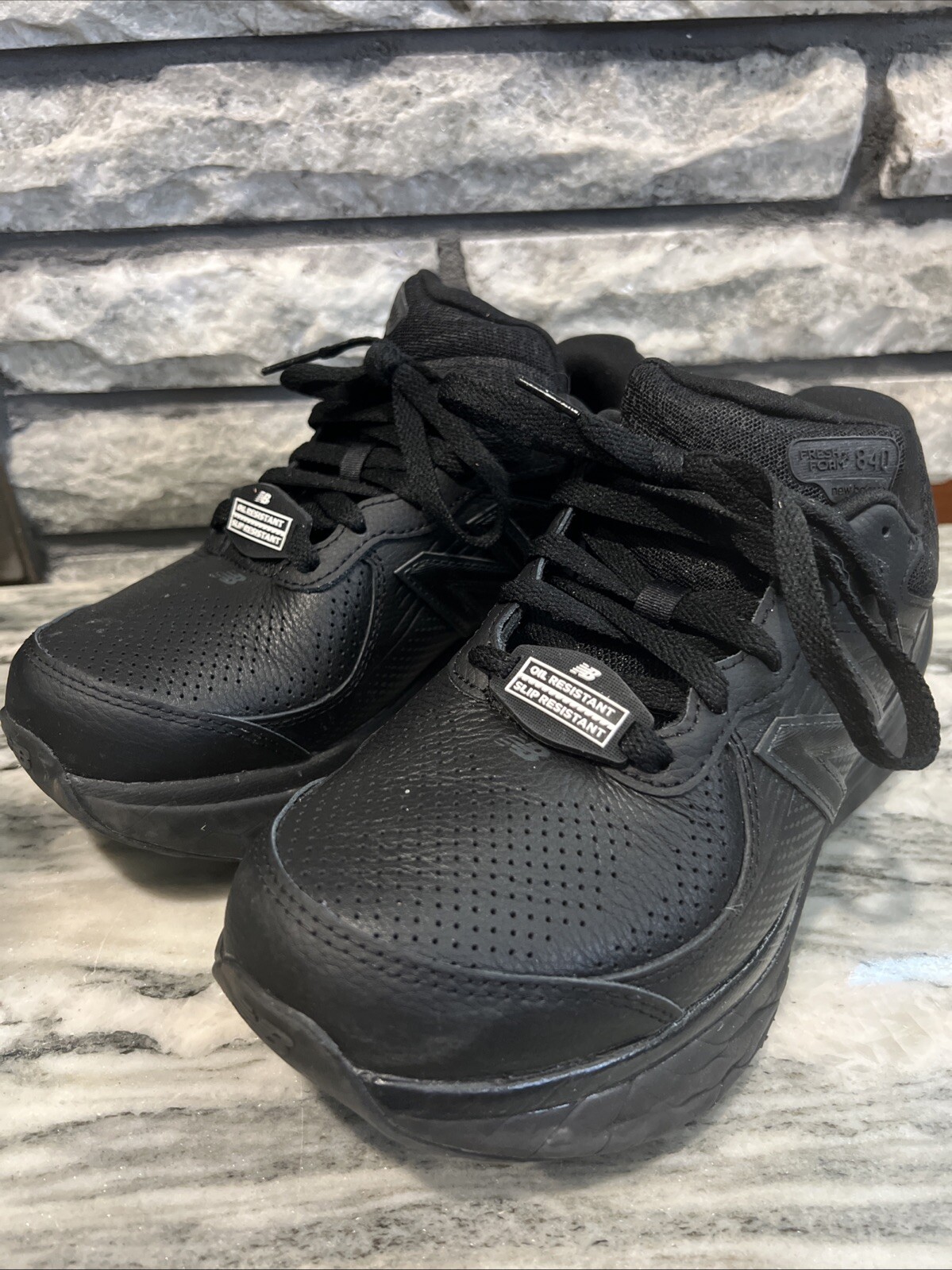 new balance work sneakers fresh foam 840 M8 W9.5 slip resistant Oil Resistant