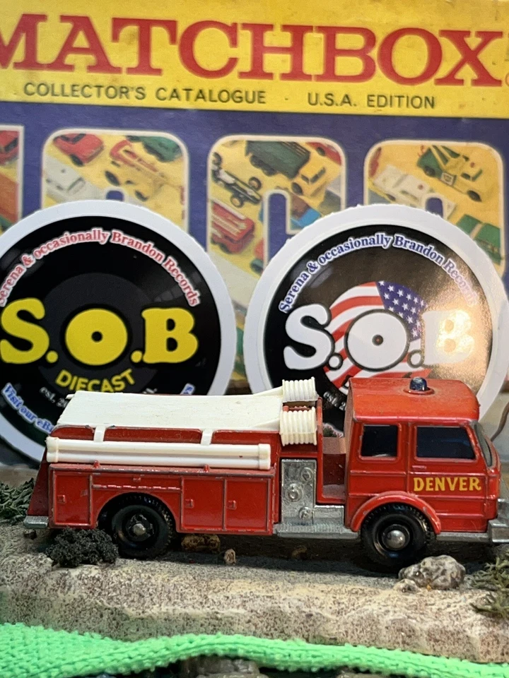 Camión Bombeo Lesney Años 60 Nº 29 Denver Departamento de Bomberos Rojo Diecast EX Estado Motor Foto 3 de 4