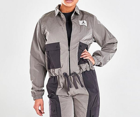 [NIKE] JORDAN DRY FIT SPORTS WOMEN WOVEN JACKET ☆大人気☆ NIKE] JORDAN DRY FIT SPORTS WOMEN WOVEN JACKET ☆大人気☆