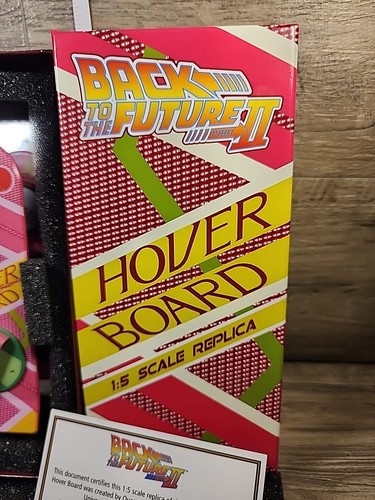 Ritorno al Futuro Parte 2 Hover Board Scala 1:5 Replica Cassa del Bottino Esclusiva - Foto 5 di 11