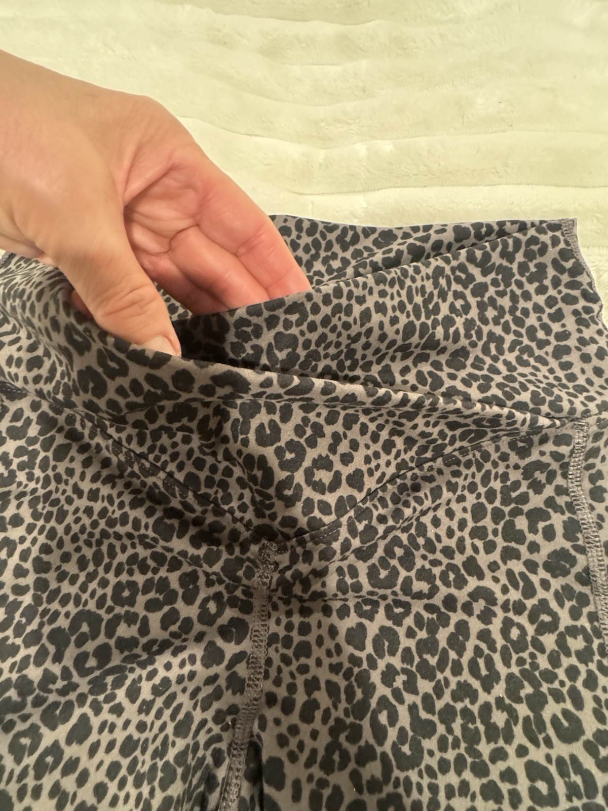 Evolution and Creation Brown Leopard Print Yoga A… - image 3