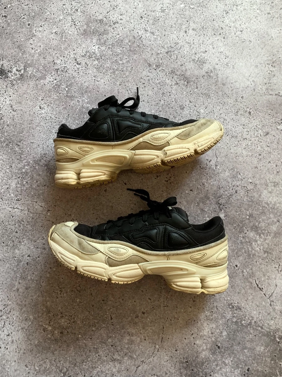 Preços baixos em adidas Raf Simons x Ozweego Cream White | eBay