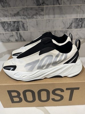 Adidas Yeezy Boost 700 MNVN Laceless Analog sneakers.mens 12 1/2