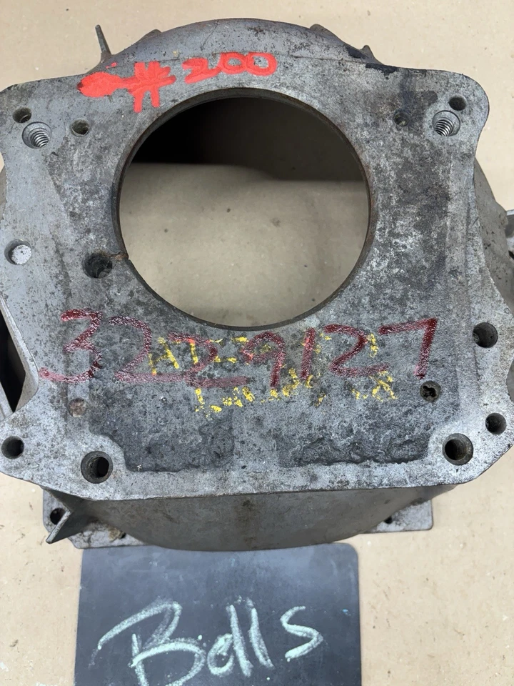 Jeep CJ5 CJ7 1976 1979 1986 carcasa campana carcasa AMC V8 304 360 401 jabalina Foto 3 de 4